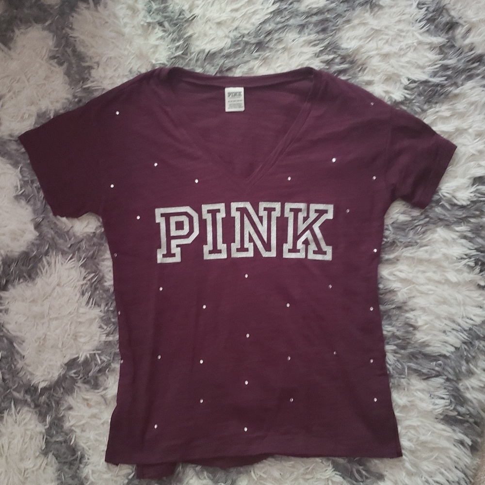 PINK bling vneck tee XS